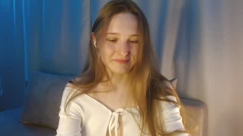 Annie online show from December 2024 10:43:02 PM