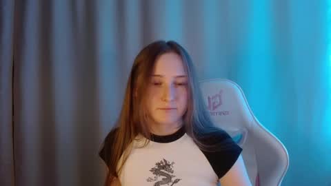 Annie online show from June 2026 08:59:02 PM