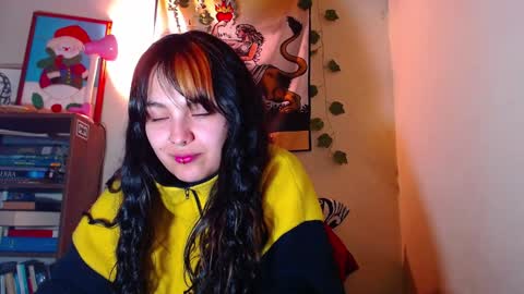 Snapshot of sweetie_maryy chatting on December 2024 06:56:02 AM Maria my insta sweetie maryy online show from December 2024 06:56:02 AM