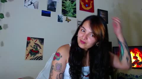 Snapshot of sweetie_maryy chatting on February 2025 03:41:01 AM Maria my insta sweetie maryy online show from February 2025 03:41:01 AM