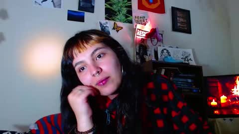 Snapshot of sweetie_maryy chatting on February 2025 04:38:02 AM Maria my insta sweetie maryy online show from February 2025 04:38:02 AM