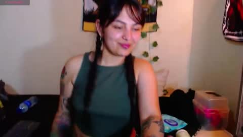 Snapshot of sweetie_maryy chatting on September 2025 07:59:01 PM Maria my insta sweetie maryy online show from September 2025 07:59:01 PM