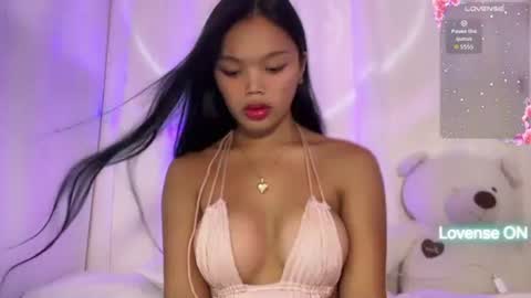 Zaima online show from November 2025 03:34:02 PM