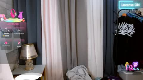 sweetiefox1 online show from May 2026 12:35:02 PM
