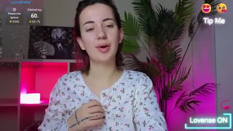 Snapshot of sweetiekendl chatting on April 2026 09:59:01 PM Kendl online show from April 2026 09:59:01 PM