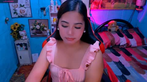 Nicole online show from February 2025 06:54:02 PM