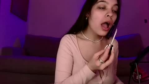 Snapshot of sweetieslikebutter chatting on February 2025 06:36:02 PM Blu Sweets online show from February 2025 06:36:02 PM