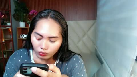 Snapshot of sweetladyboyx chatting on September 2025 01:49:01 AM online show from September 2025 01:49:01 AM