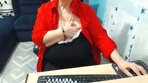 Snapshot of sweetladyrebeka chatting on February 2025 05:04:01 PM Rebeka online show from February 2025 05:04:01 PM