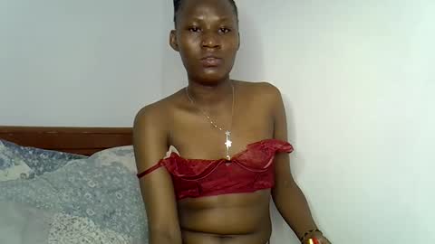 Snapshot of sweetlavie_ chatting on April 2026 11:48:01 PM Titi online show from April 2026 11:48:01 PM