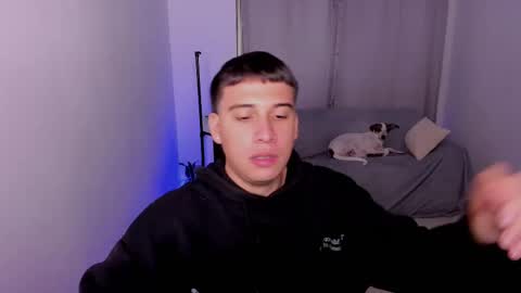 Snapshot of sweetlian_04 chatting on March 2025 10:44:02 AM Lian online show from March 2025 10:44:02 AM