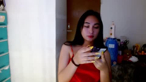 Snapshot of sweetlilly_18 chatting on January 2025 11:55:01 AM Lilly online show from January 2025 11:55:01 AM