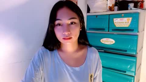 Snapshot of sweetlilly_18 chatting on September 2025 03:58:02 PM Lilly online show from September 2025 03:58:02 PM