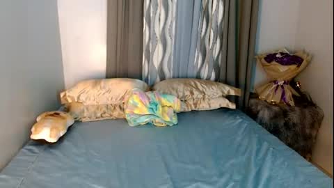 Snapshot of sweetlilly_18 chatting on April 2026 05:10:01 AM Lilly online show from April 2026 05:10:01 AM