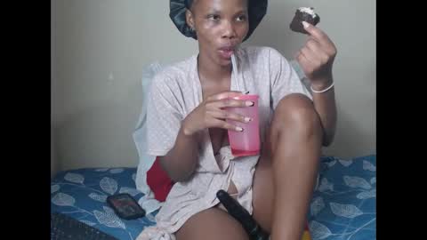 sweetlipss_ online show from December 2025 07:10:02 PM