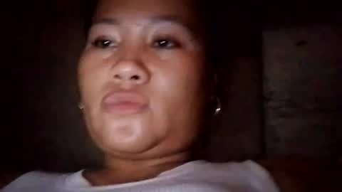 Snapshot of sweetmae32 chatting on June 2026 09:51:02 AM sweetmae32 online show from June 2026 09:51:02 AM