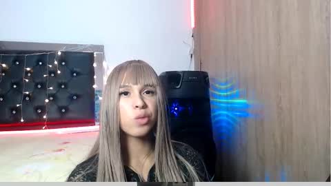 Snapshot of sweetmagic6 chatting on March 2026 10:43:01 AM sweetmagic6 online show from March 2026 10:43:01 AM