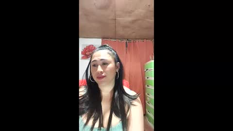 Snapshot of sweetmecel chatting on December 2025 05:01:01 AM Mecel online show from December 2025 05:01:01 AM