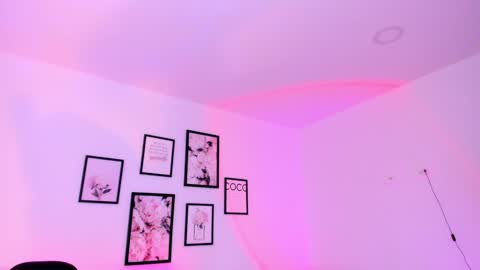 instagram melisabahamon  online show from January 2025 03:38:01 AM