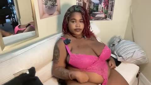 Snapshot of sweetmelonns chatting on May 2026 09:31:01 PM goddessmelodie online show from May 2026 09:31:01 PM