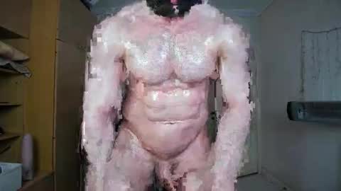 Snapshot of sweetmuscles_boy chatting on June 2026 09:14:01 AM Lorenzo online show from June 2026 09:14:01 AM