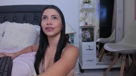 sweetnicky1 online show from February 2026 11:03:02 PM