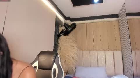 Snapshot of sweetnova_ chatting on June 2026 02:24:02 AM Sweet Nova online show from June 2026 02:24:02 AM