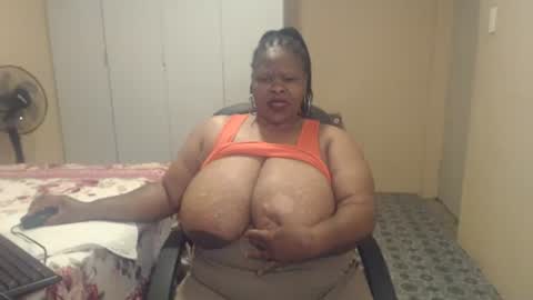 Snapshot of sweetnoziexxx chatting on January 2026 03:44:02 AM sweetnoziexxx online show from January 2026 03:44:02 AM