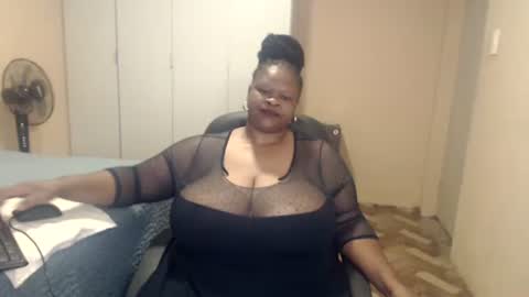 Snapshot of sweetnoziexxx chatting on February 2026 05:14:01 AM sweetnoziexxx online show from February 2026 05:14:01 AM