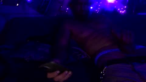 Snapshot of sweetnsexy95 chatting on December 2024 08:41:02 AM WeAim2PZzz online show from December 2024 08:41:02 AM