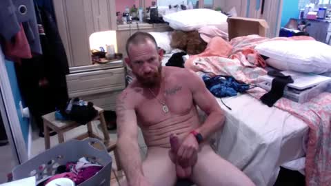 Snapshot of sweetnsexy95 chatting on February 2025 07:50:01 AM WeAim2PZzz online show from February 2025 07:50:01 AM