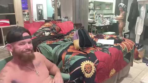 WeAim2PZzz online show from April 2026 06:50:02 AM