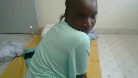 Snapshot of sweetpasion2 chatting on February 2025 12:18:02 PM sweetpasion2 online show from February 2025 12:18:02 PM