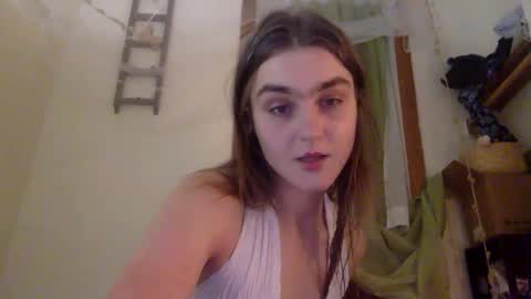 sweetpeach232323 online show from December 2024 02:19:02 AM