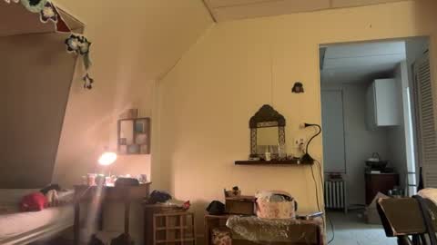 sweetpeach232323 online show from August 2026 03:30:02 AM