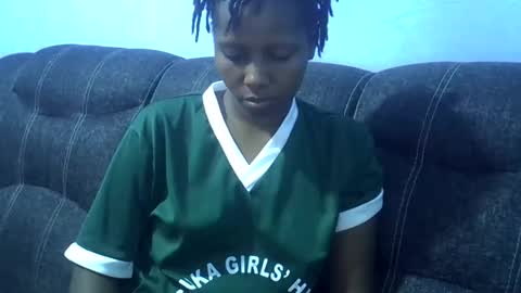 Snapshot of sweetqueen20 chatting on April 2026 02:09:02 AM queen online show from April 2026 02:09:02 AM