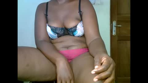 Snapshot of sweetrenne chatting on January 2025 09:35:01 AM sweetrenne online show from January 2025 09:35:01 AM