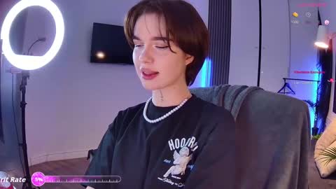 Alice online show from March 2026 09:29:01 PM