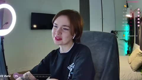 Alice online show from April 2026 08:59:01 PM