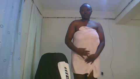 Snapshot of sweetrose2049 chatting on March 2026 11:48:01 AM Rose Watetu online show from March 2026 11:48:01 AM