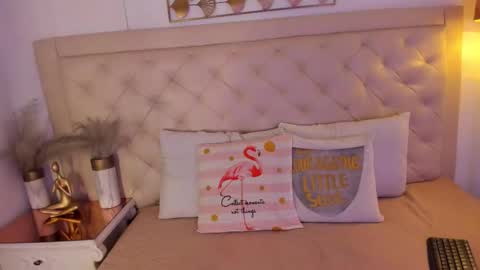 Snapshot of sweets_one chatting on March 2026 03:45:02 AM sweets one online show from March 2026 03:45:02 AM