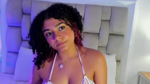 Snapshot of sweets_one chatting on April 2026 04:06:02 AM sweets one online show from April 2026 04:06:02 AM