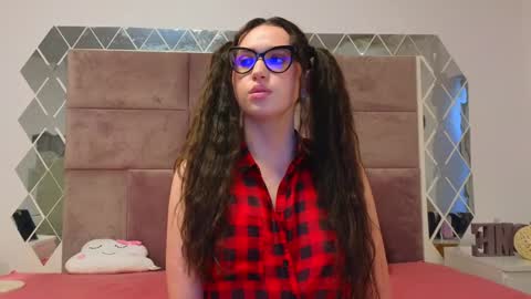 Snapshot of sweetscribe chatting on January 2025 06:46:01 AM SweetScribe online show from January 2025 06:46:01 AM