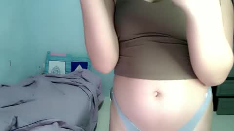 Snapshot of sweetseduction98 chatting on September 2025 08:02:01 PM Sweetseduction98 online show from September 2025 08:02:01 PM