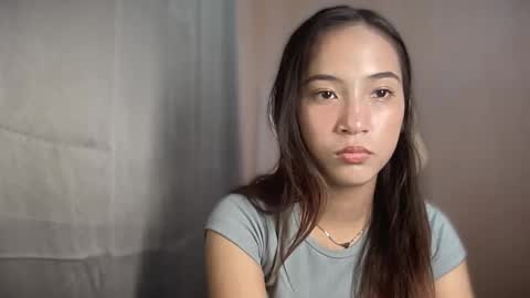 Mia online show from January 2026 12:41:01 PM