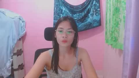 Snapshot of sweetsexygirl20 chatting on May 2026 12:44:02 PM Mia online show from May 2026 12:44:02 PM