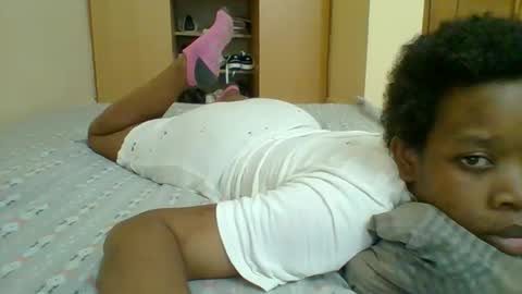 Snapshot of sweetshilah chatting on October 2025 02:52:01 PM sweetshilah online show from October 2025 02:52:01 PM