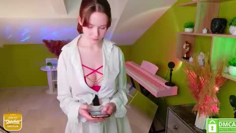 Alice online show from November 2025 02:21:02 PM