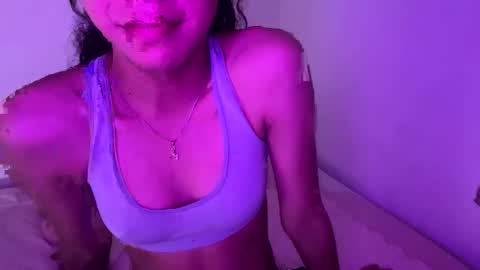 Snapshot of sweetsinnyx chatting on March 2026 06:40:01 AM SweetSinnyX online show from March 2026 06:40:01 AM