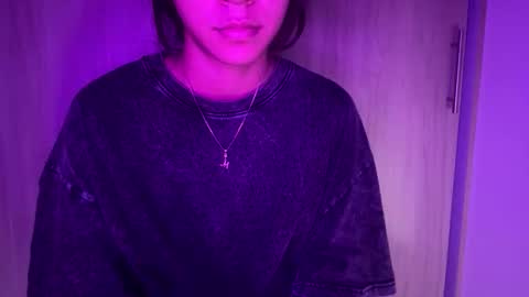 Snapshot of sweetsinnyx chatting on April 2026 06:47:02 AM SweetSinnyX online show from April 2026 06:47:02 AM